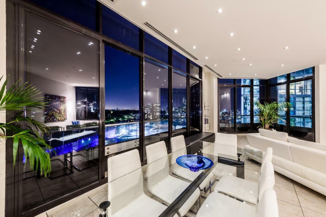 Exclusive Stays - Gallery Penthouse Melbourne Exterior photo
