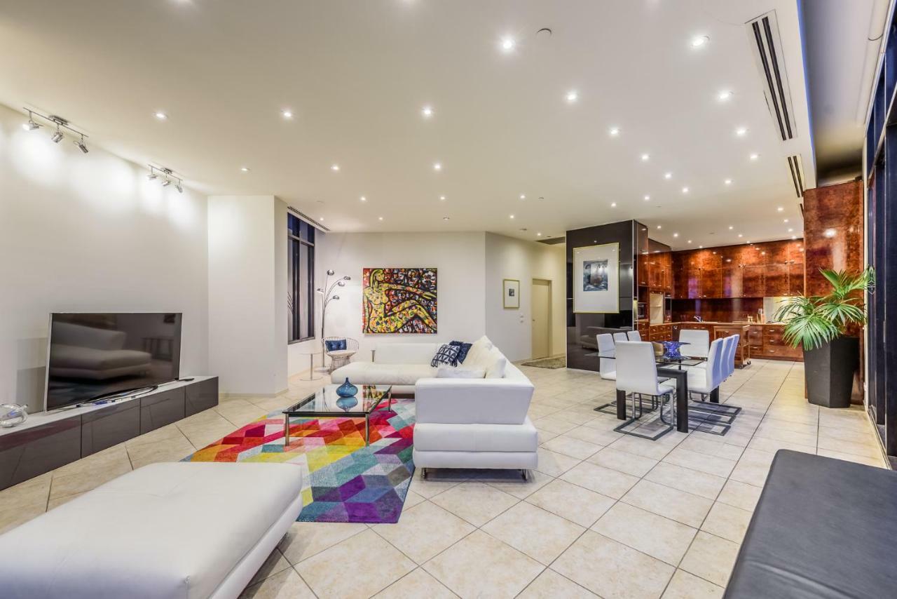 Exclusive Stays - Gallery Penthouse Melbourne Exterior photo