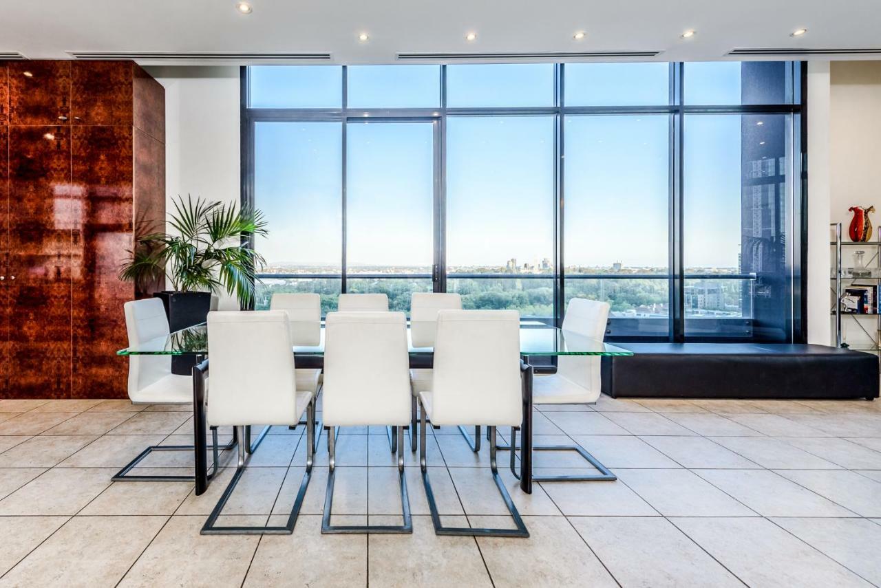 Exclusive Stays - Gallery Penthouse Melbourne Exterior photo